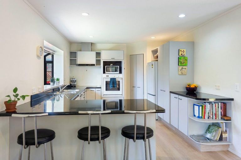 Photo of property in 19 Hadleigh Court, Paraparaumu, 5032