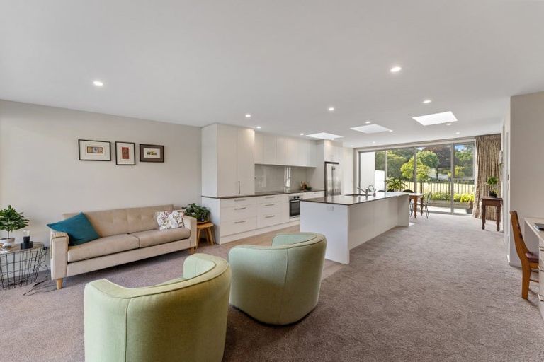 Photo of property in 3 Seager Lane, Hillmorton, Christchurch, 8024