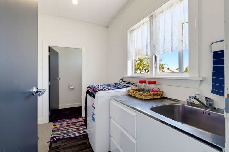 Photo of property in 70 Mcmurdo Street, Tinwald, Ashburton, 7700