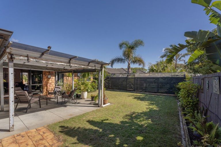 Photo of property in 29 Wells Place, Whitianga, 3510