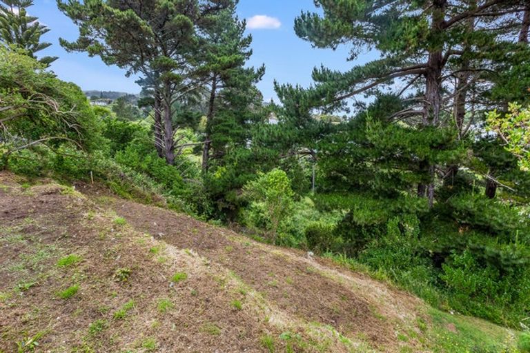 Photo of property in 12 Cornwall Crescent, Cannons Creek, Porirua, 5024