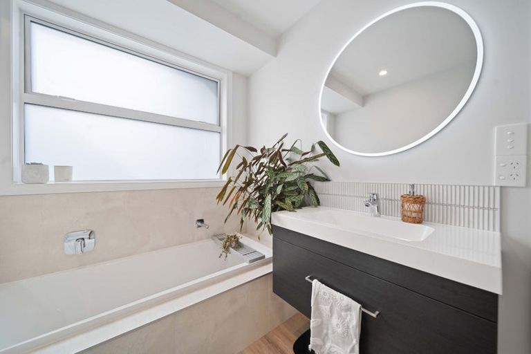Photo of property in 121 Adler Drive, Ohauiti, Tauranga, 3112
