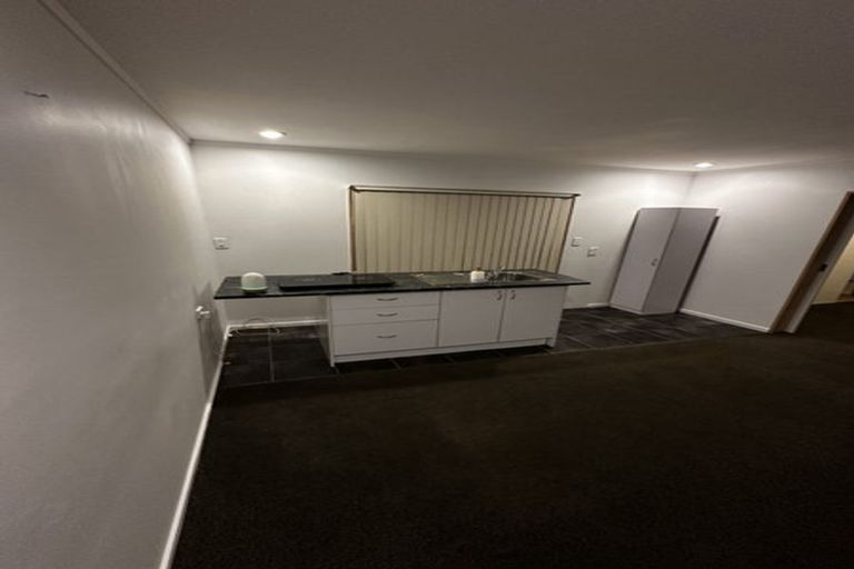 Photo of property in 69 Vintage Drive, Henderson, Auckland, 0612