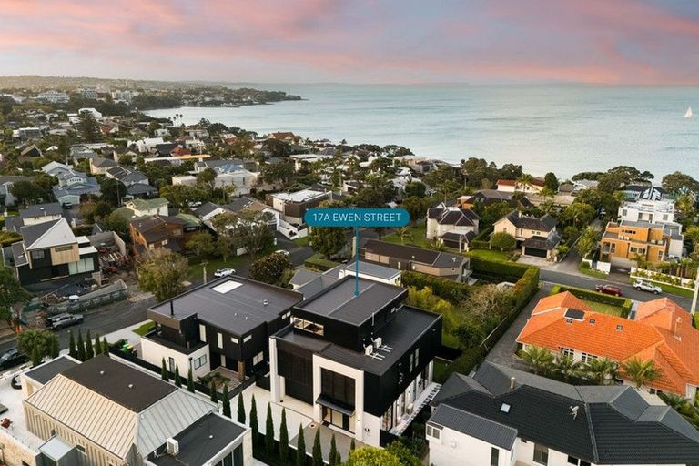 Photo of property in 17a Ewen Street, Hauraki, Auckland, 0622