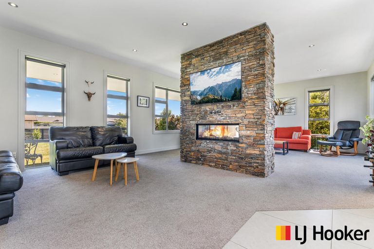 Photo of property in 8 Searle Drive, Patumahoe, Pukekohe, 2679