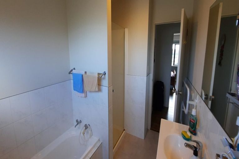 Photo of property in 22/22 Northcross Drive, Oteha, Auckland, 0632