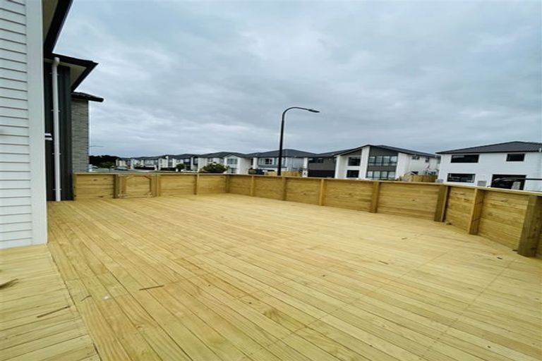 Photo of property in 111 Valderama Drive, Flat Bush, Auckland, 2019