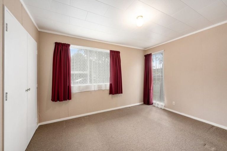 Photo of property in 3 Tacoma Drive, Totara Park, Upper Hutt, 5018