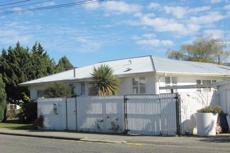 Photo of property in 22 Hughes Street, Waimate, 7924