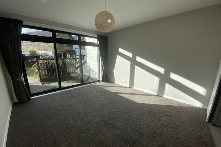 Photo of property in 9 Glen Evans Crescent, Fairfield, Lower Hutt, 5011
