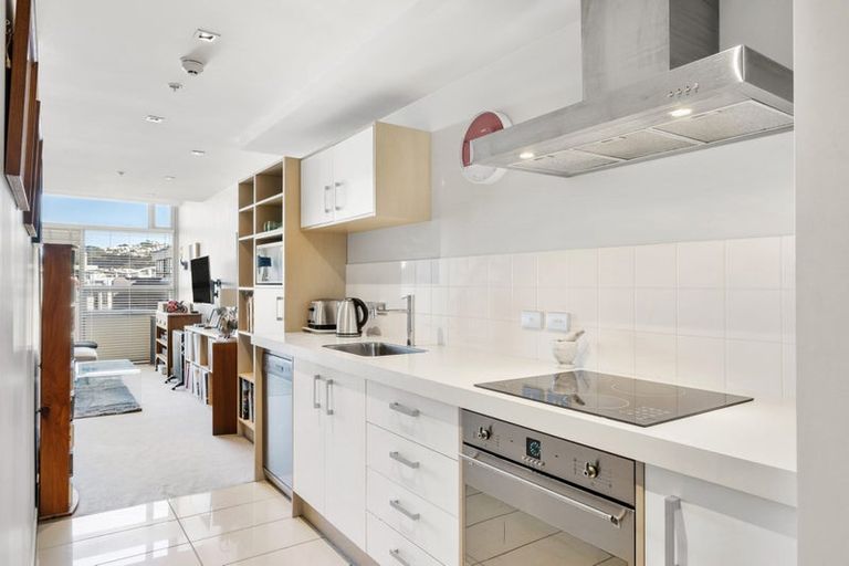 Photo of property in Monument Apartments, 9b/245 Wakefield Street, Te Aro, Wellington, 6011