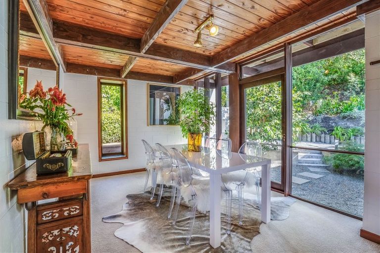 Photo of property in 182 Paremata Road, Paremata, Porirua, 5024