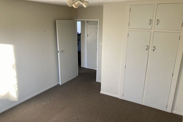 Photo of property in 2/50 Chipping Lane, Redwood, Christchurch, 8051