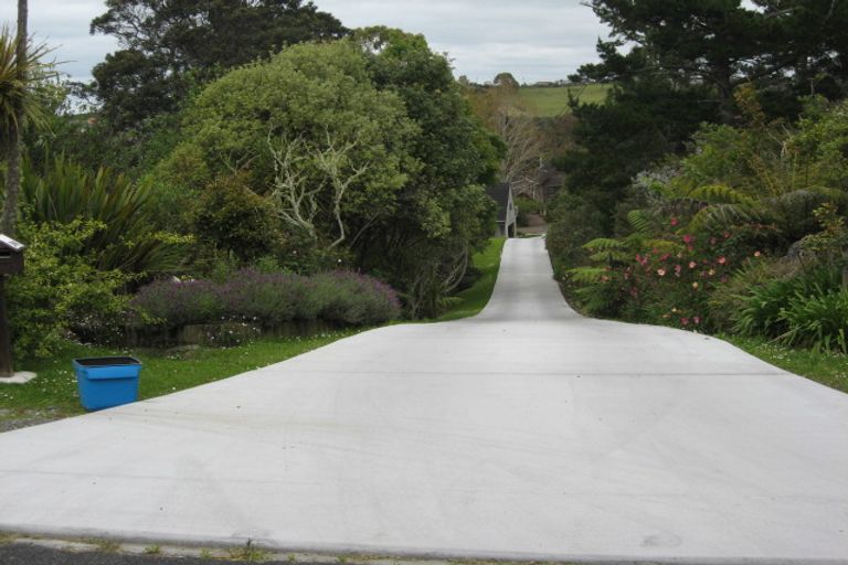 Photo of property in 6 Clayden Drive, Gulf Harbour, Whangaparaoa, 0930