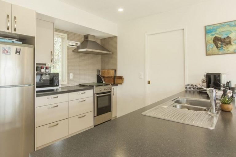 Photo of property in 3 Hibiscus Avenue, Cable Bay, 0420