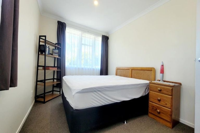 Photo of property in 61 Morere Street, Titahi Bay, Porirua, 5022