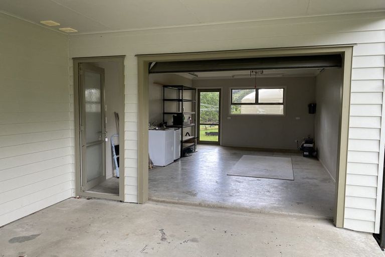 Photo of property in 122 Upper Waiwera Road, Puhoi, Silverdale, 0994