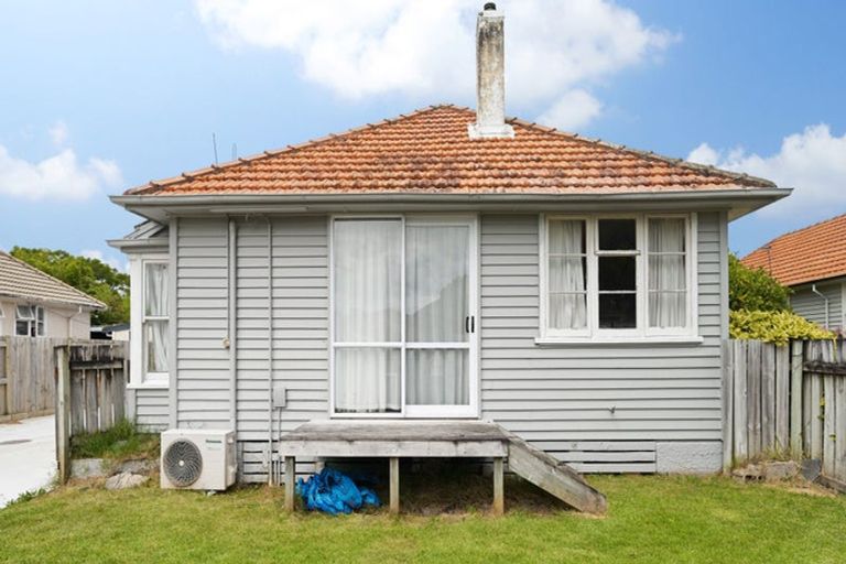 Photo of property in 1/45 Ross Crescent, Fairfield, Hamilton, 3214