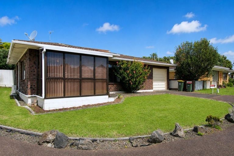 Photo of property in 5/116 Pakuranga Road, Pakuranga, Auckland, 2010