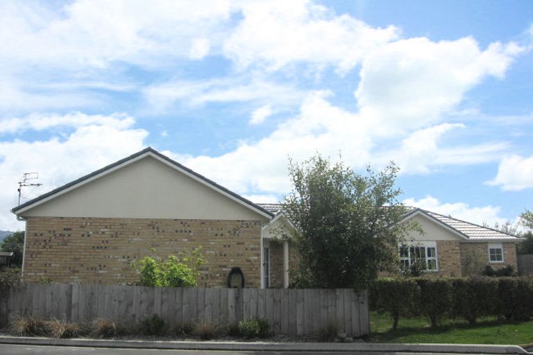 Photo of property in 8 Olivea Place, Oxford, 7430