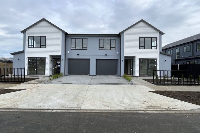Photo of property in 5 Babos Avenue, Kumeu, 0810