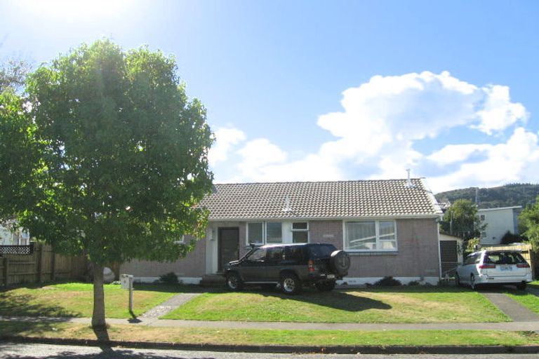 Photo of property in 8 Bonnie Glen Crescent, Ebdentown, Upper Hutt, 5018