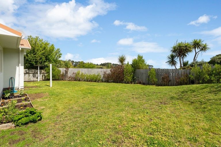 Photo of property in 43 Weggery Drive, Waikanae Beach, Waikanae, 5036