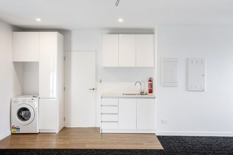 Photo of property in 29 Awa Toru Drive, Fairfield, Dunedin, 9018