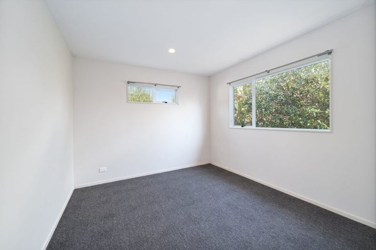 Photo of property in 13 Gala Place, Henderson, Auckland, 0612
