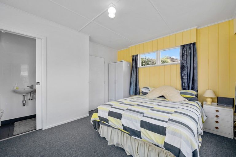 Photo of property in 19 Sheridan Crescent, Trentham, Upper Hutt, 5018