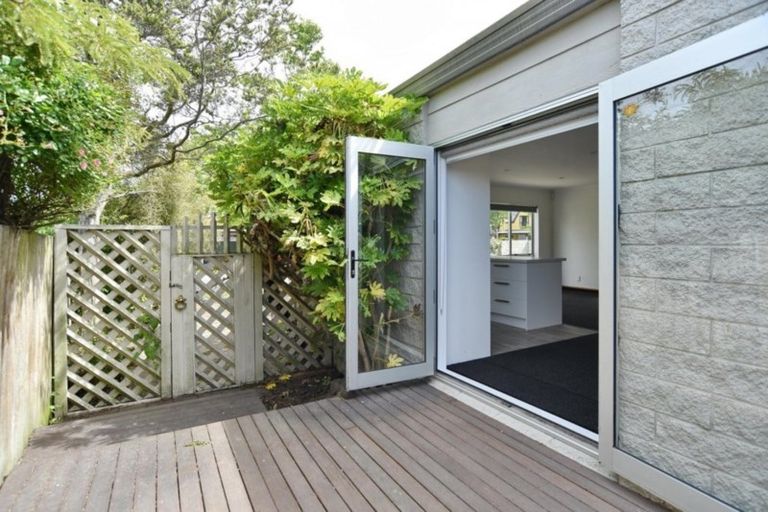 Photo of property in 79 Solomon Avenue, Redwood, Christchurch, 8051