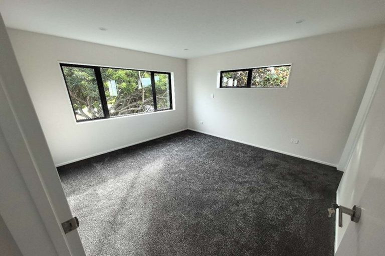 Photo of property in 29a West Harbour Drive, West Harbour, Auckland, 0618