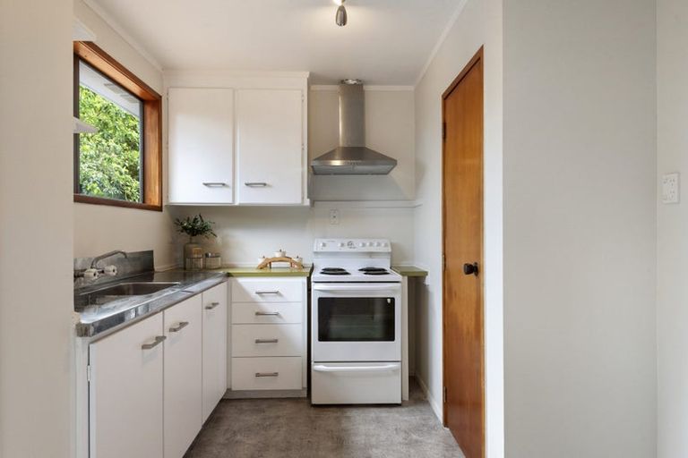 Photo of property in 38 Houston Place, Bayview, Auckland, 0629