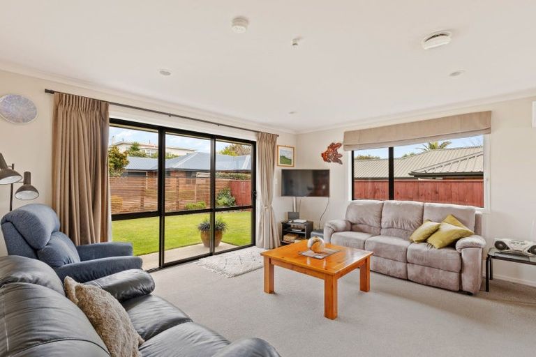 Photo of property in 9c Wilton Street, Westown, New Plymouth, 4310