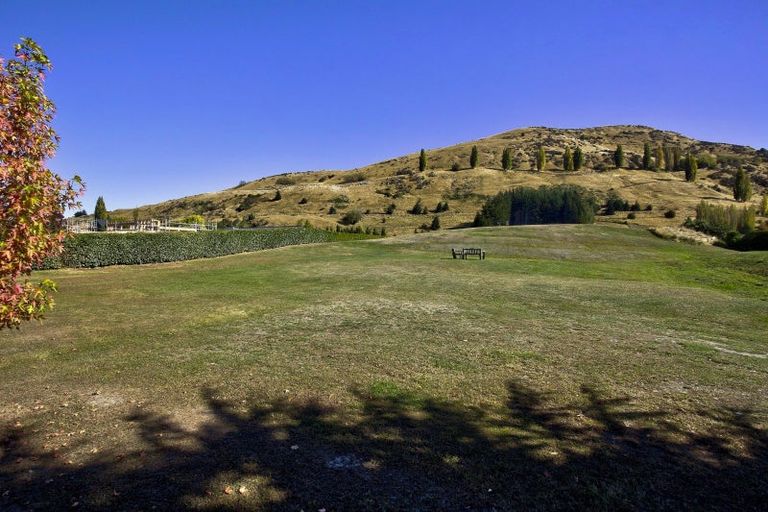 Photo of property in 6 Cockerell Lane, Lower Shotover, Queenstown, 9371