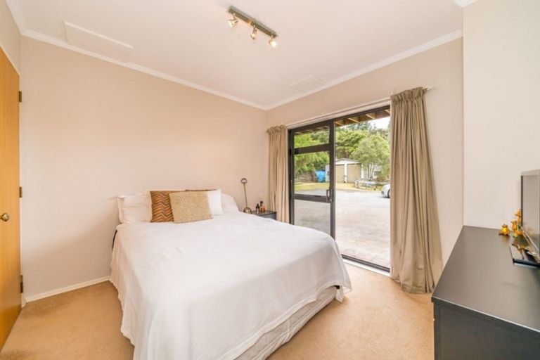 Photo of property in 243 Katherine Mansfield Drive, Whitemans Valley, Upper Hutt, 5371