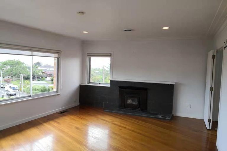 Photo of property in 34 Glenfern Road, Mellons Bay, Auckland, 2014