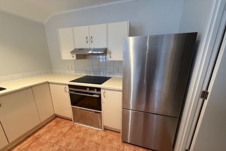 Photo of property in 31b/30 Westward Ho, Glen Eden, Auckland, 0602