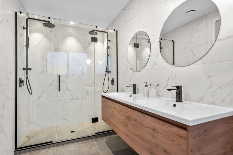 Photo of property in 18 Timara Crescent, Marshland, Christchurch, 8083