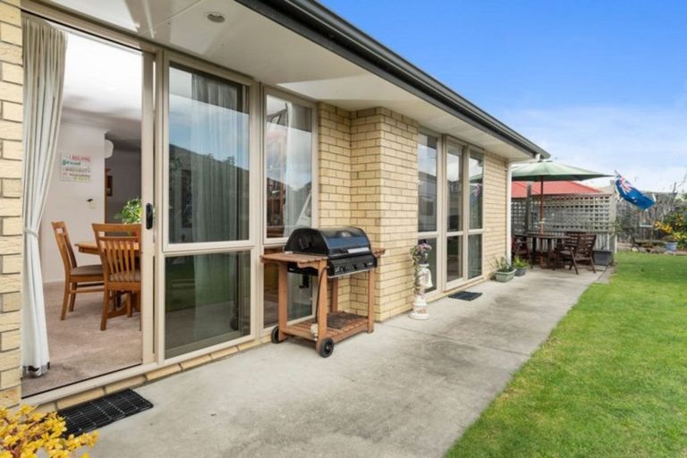 Photo of property in 48 Doncaster Drive, Papamoa Beach, Papamoa, 3118