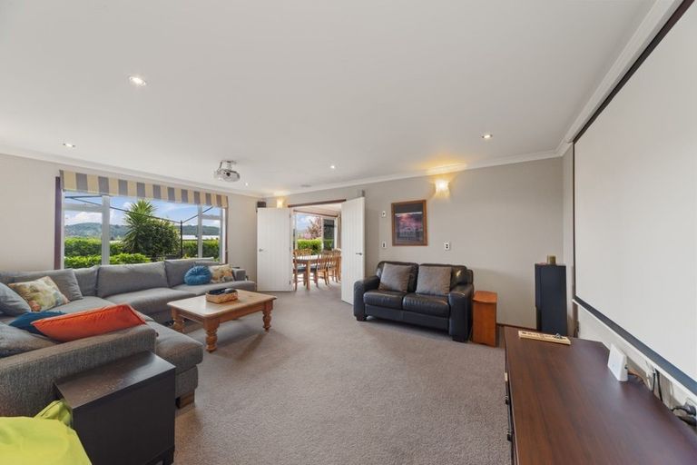 Photo of property in 15 Kestrel Lane, Kinloch, Taupo, 3377