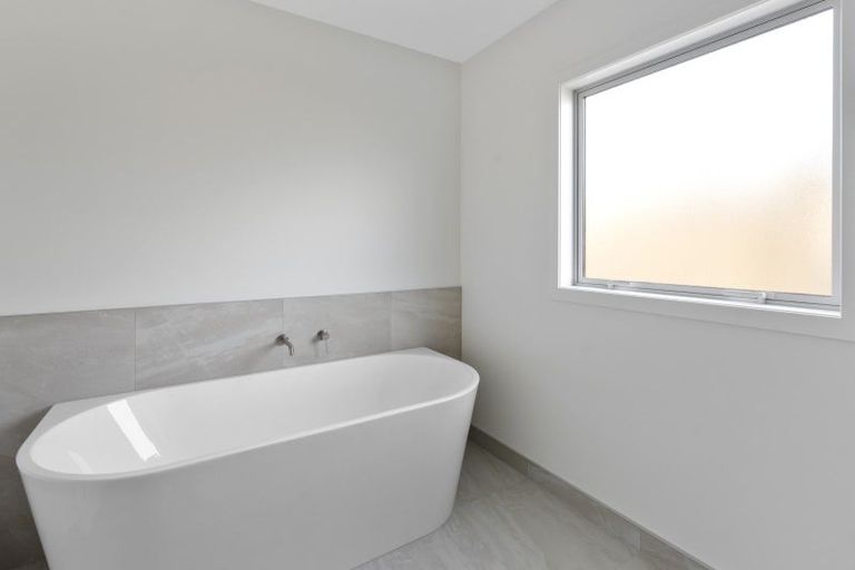 Photo of property in 10 Cassin Place, Taradale, Napier, 4112