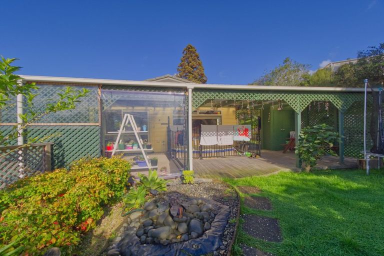 Photo of property in 20 Jayne Place, Torbay, Auckland, 0630