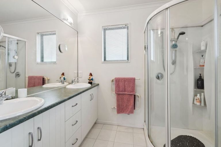 Photo of property in 3 Solway Place, Mosgiel, 9024