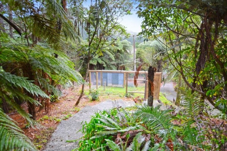 Photo of property in 1290 Akatarawa Road, Akatarawa, Upper Hutt, 5372