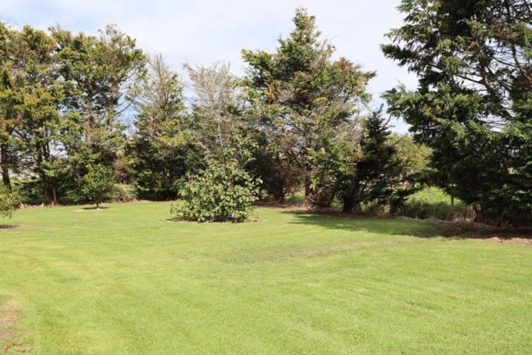 Photo of property in 689 Pouto Road, Aratapu, Dargaville, 0371