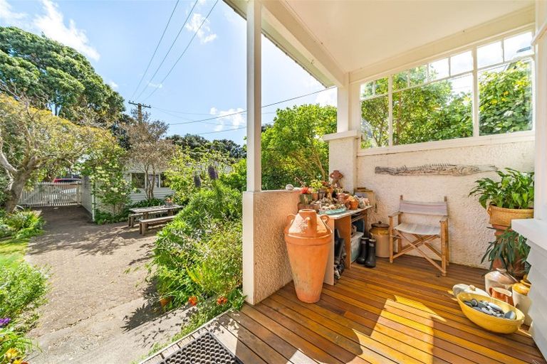 Photo of property in 93 Oroua Street, Eastbourne, Lower Hutt, 5013