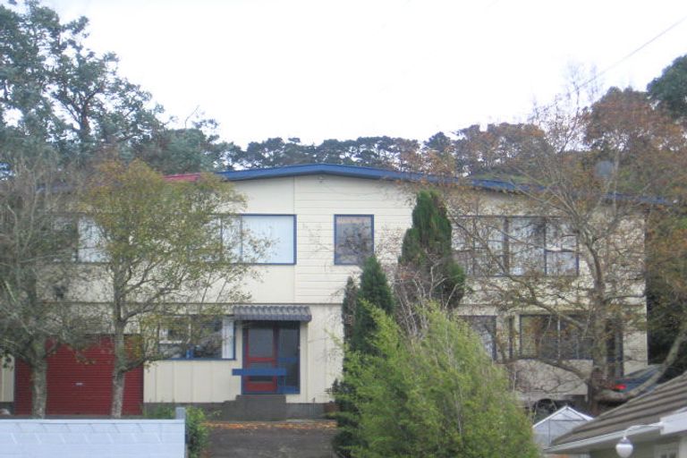 Photo of property in 12 Arapiko Street, Johnsonville, Wellington, 6037