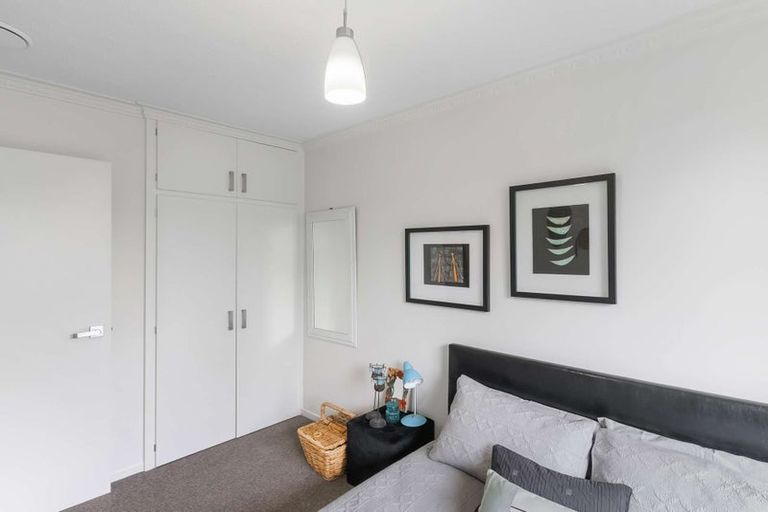 Photo of property in 2/5 Woodbridge Road, Cashmere, Christchurch, 8022