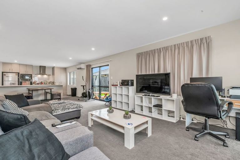 Photo of property in 52 Longcot Drive, Rolleston, 7615